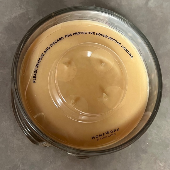 Homeworx Christmas Cappuccino Scented Candle - Picture 3 of 16